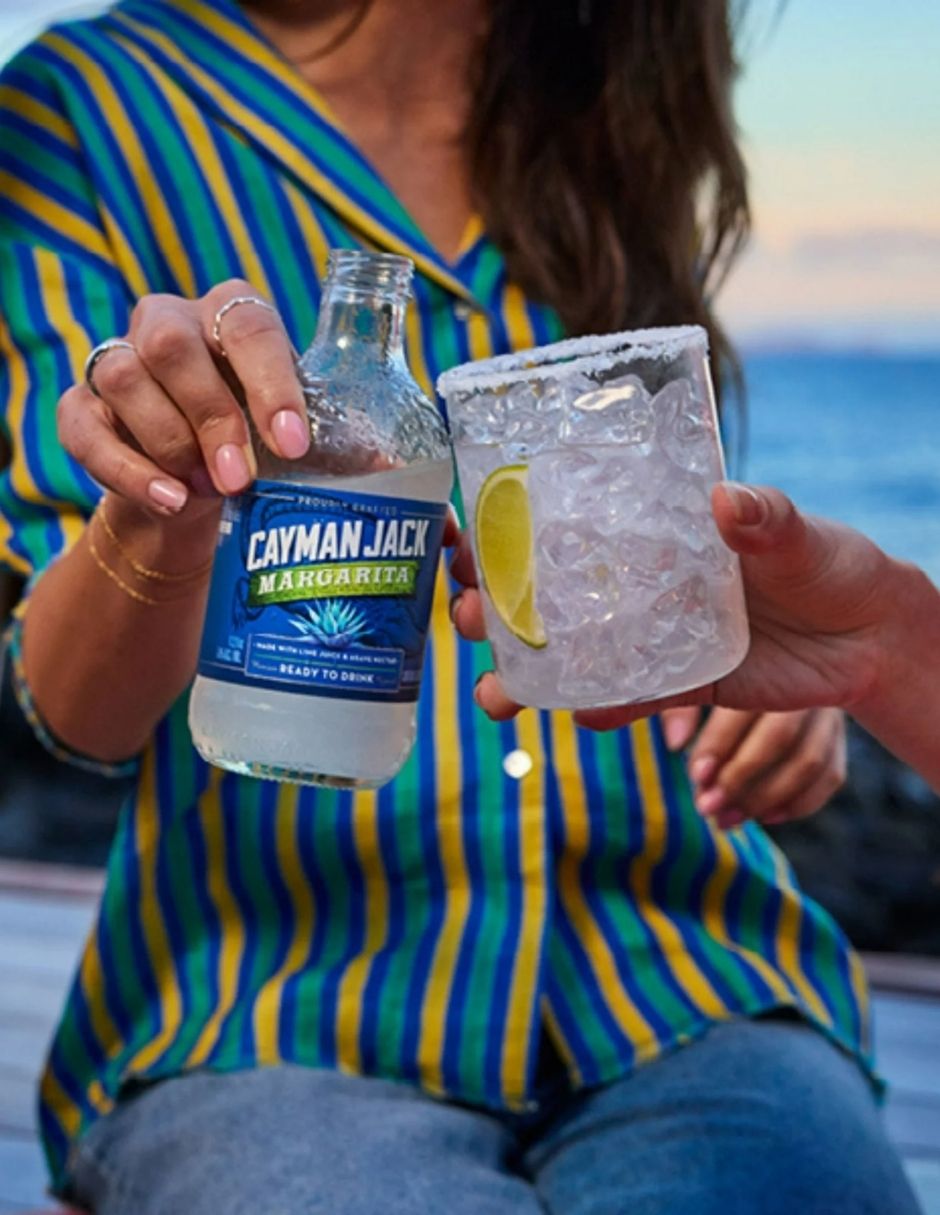 Bebida de Malta Sabor Margarita 5.8% Alc./Vol. Cayman Jack – 6 Pack 331ml