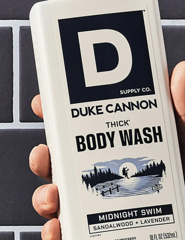 Gel de Baño Duke Cannon Midnight Swim 532ml