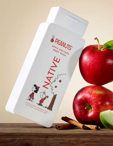 Gel de Baño Native x Peanuts Edición Limitada Apple Orchard 532 ml