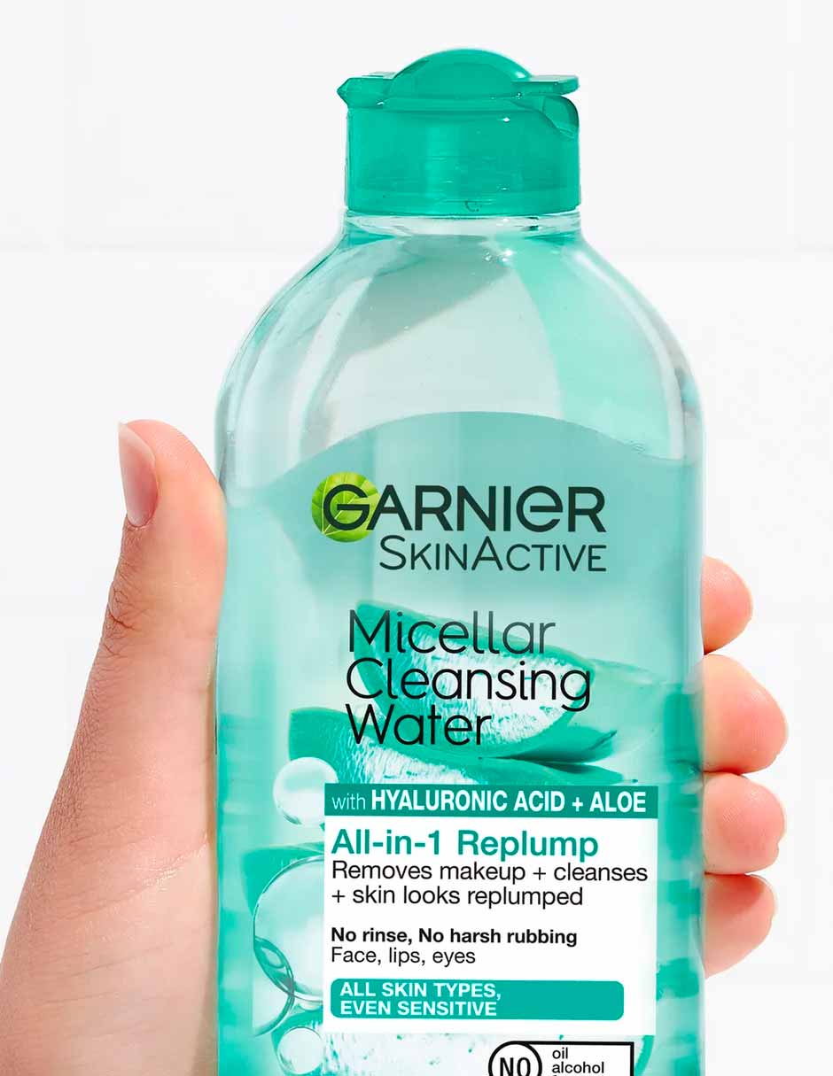 Garnier SkinActive Agua Micelar Limpiadora Rellenador de Ácido Hialurónico