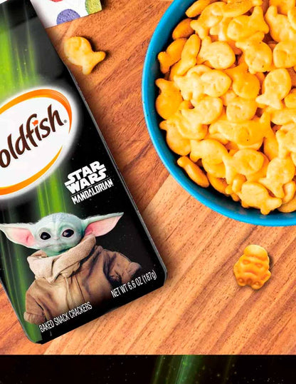 Goldfish Star Wars Mandalorian Cheddar costalito 187gr