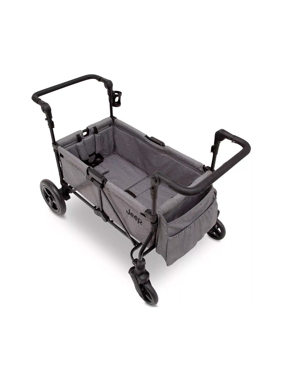 Cochecito tipo carrito Jeep Wrangler con adaptador para asiento de automóvil incluido de Delta Children - Gris