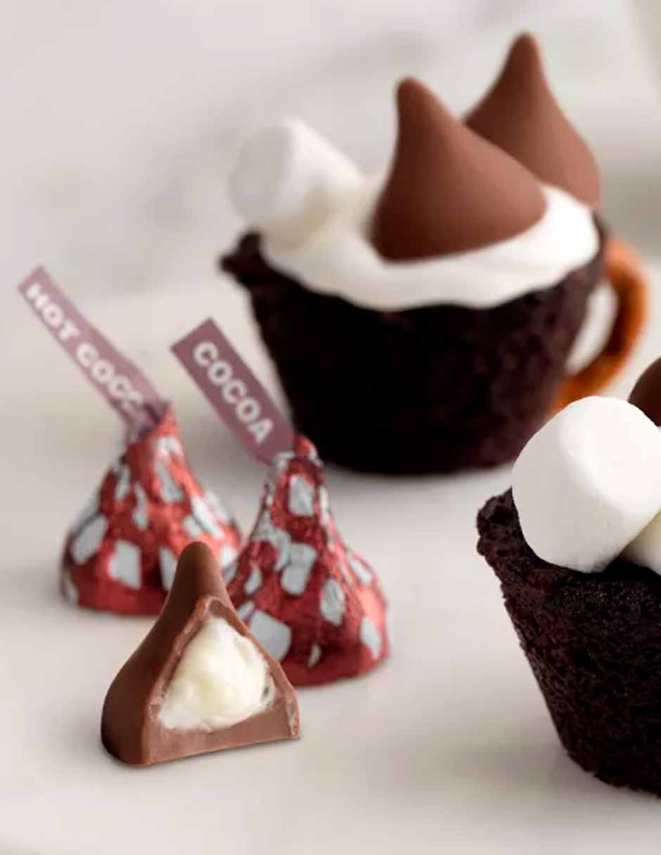 Kisses Hot Cocoa chocolate relleno con a sabor a malvavisco 255gr