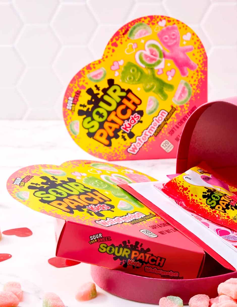 Sour Patch Kids caja en forma de corazón sabor sandía San Valentín 96gr